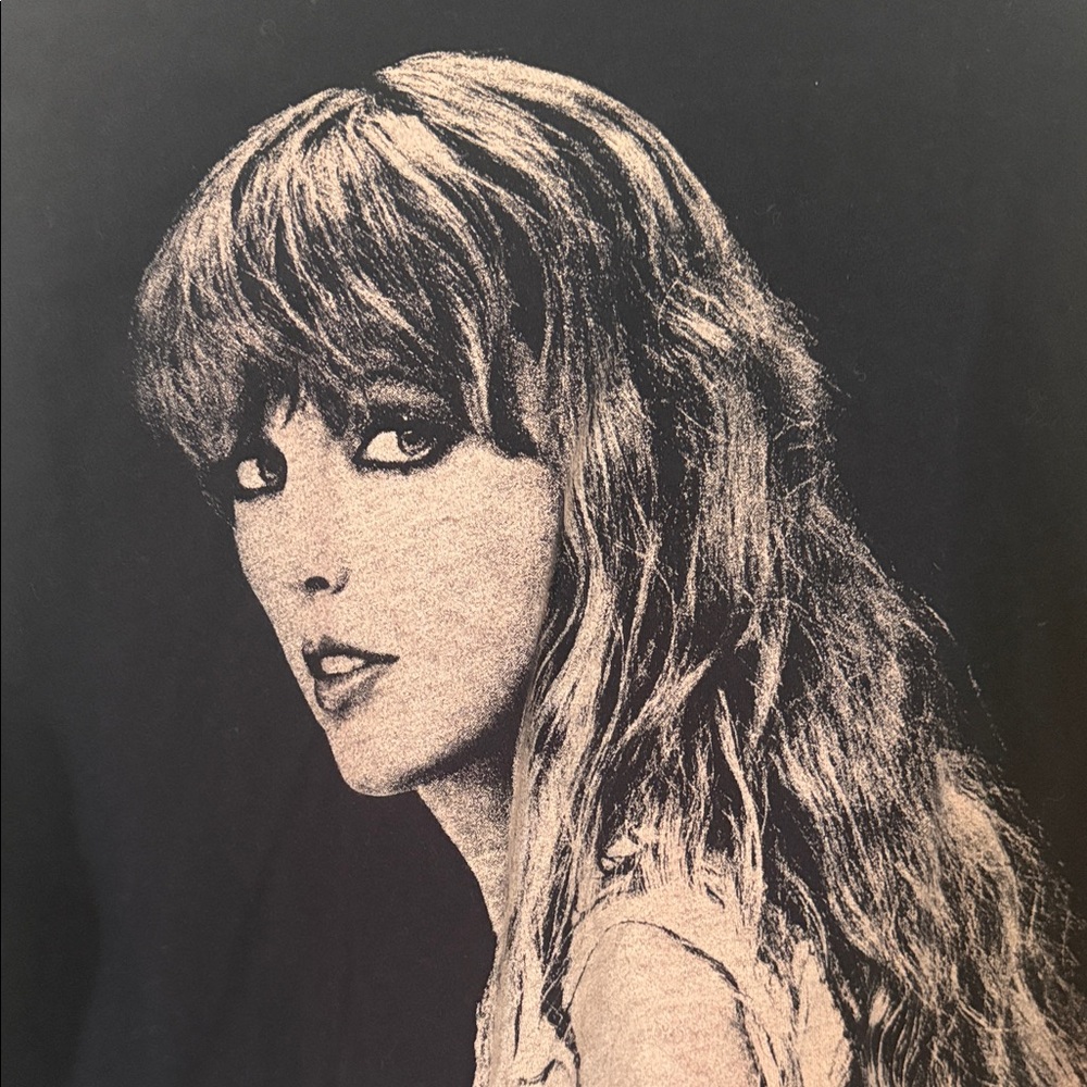 Taylor Swift Black Long Sleeve Graphic Tee - Picture 5 of 6